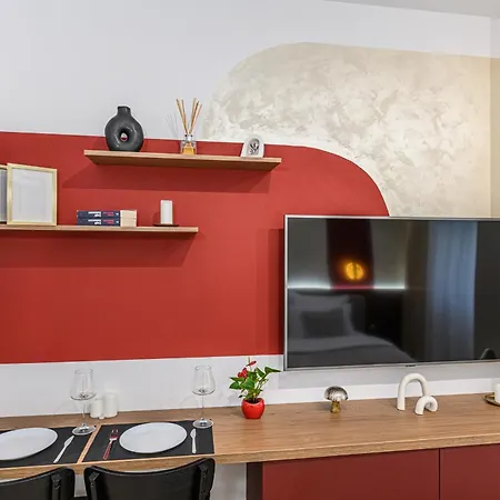 Bliss Dolomit - Free Parking - Self Check-in Apartment Brașov